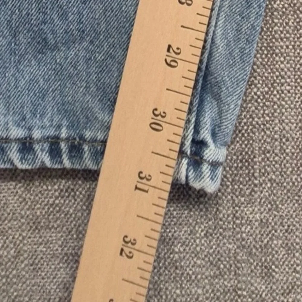 VTG Levis SilverTab Jeans mens 38x32 light wash Denim Baggy Fit Relaxed made USA